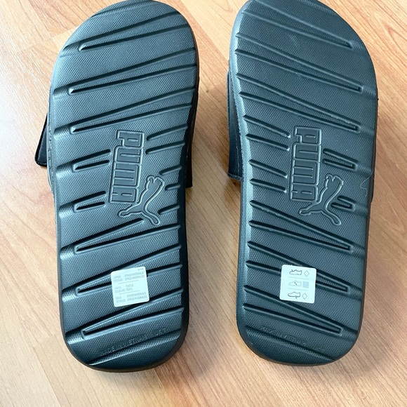 🌸🎉HP🎉🌸NWOT Puma Slides - Picture 2 of 2